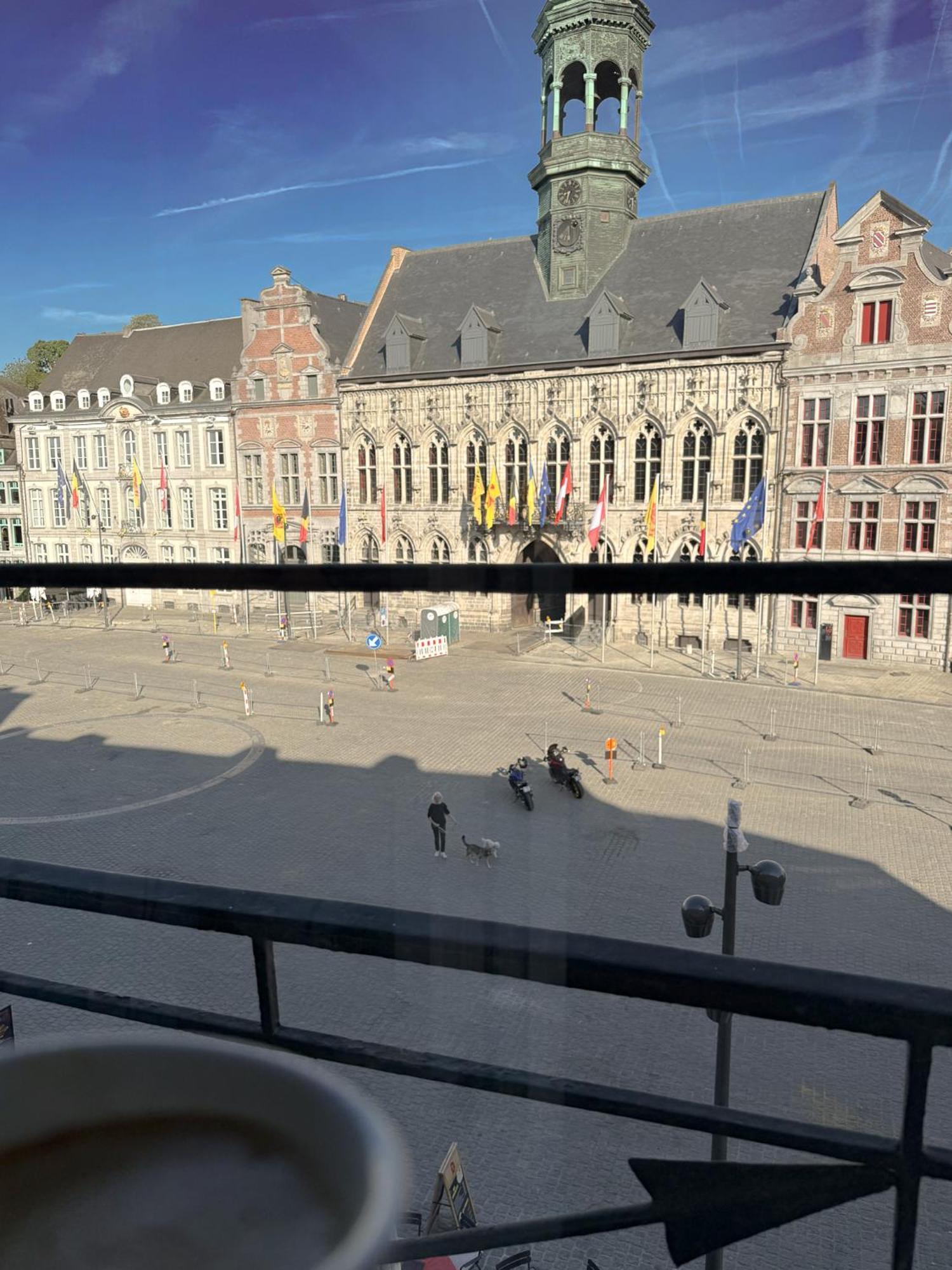 Hotel Grand Place 3*